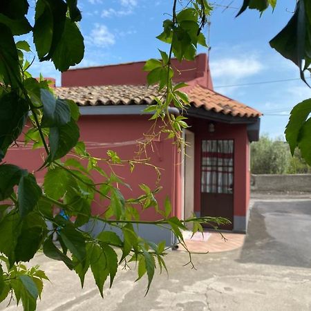 Casa Vacanze da NONNA SANTA Fiumefreddo di Sicilia Exterior foto